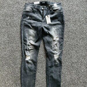 NWT Judy Blue Mid-Rise Gray distressed skinny jeans, Size 15/32